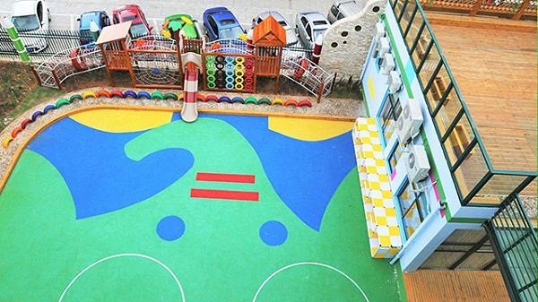 上海幼儿园彩色路面材料案例！